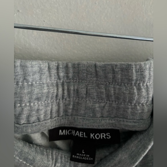 Michael Kors Men's Gray Logo Print Elastic Waist Sweat Shorts - Picture 6 of 6